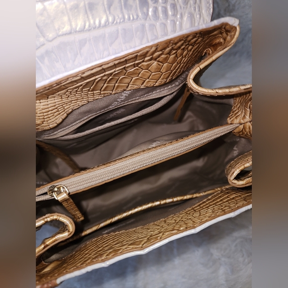 Brahmin Margo Crossbody Bag In Dune Alamosa - Picture 9 of 11